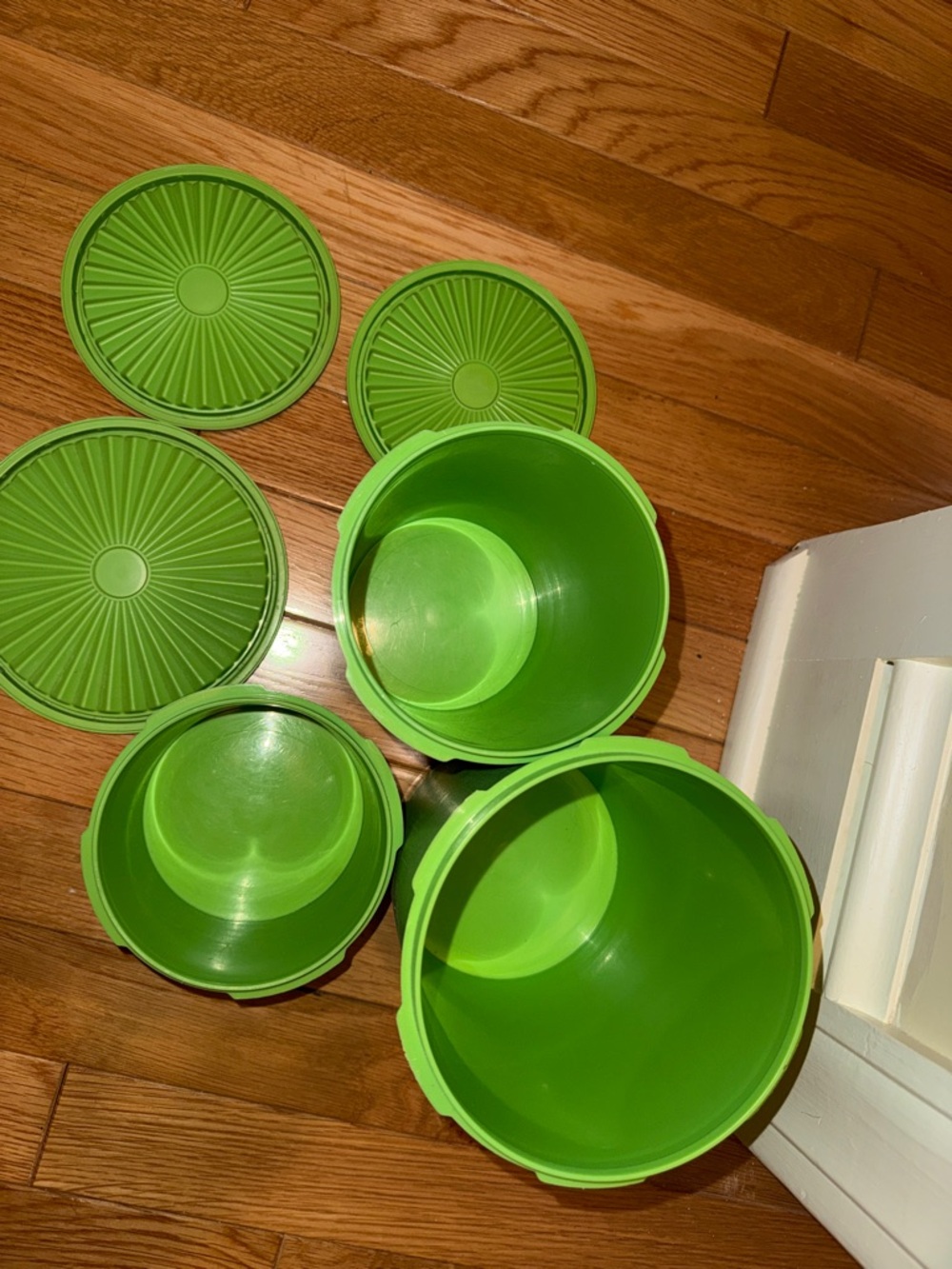 Vintage Tupperware Green Food Storage Set - Picture 2 of 2